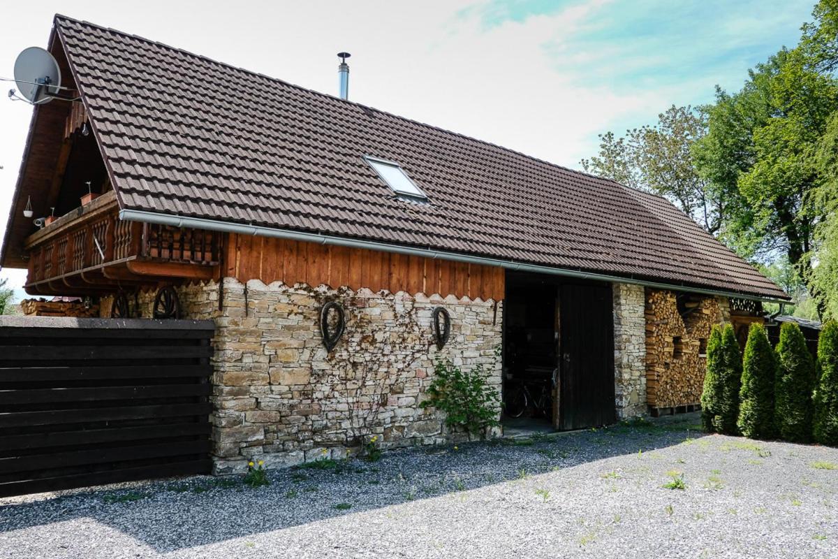 Vidiecky Dom Alexsandra - Ubytovanie V Sukromi Liptovska Ondrasova Exterior photo